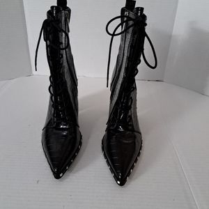 Charles David Duffy  Lace Up Studded Size 10M. Take 50% Off — Read Comments